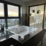 Infinity * Essen